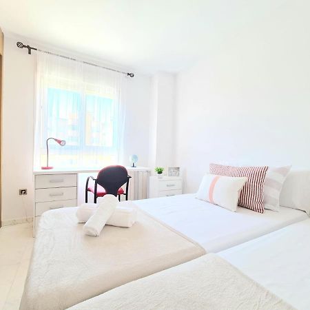 Apartamento 3 Dormitorios Málaga Exterior foto