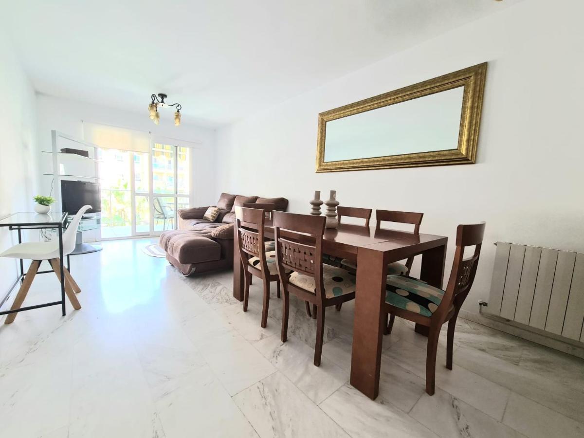 Apartamento 3 Dormitorios Málaga Exterior foto